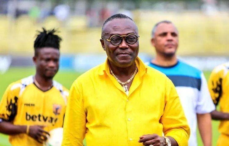 AshantiGold suspended for dealing with banned officials