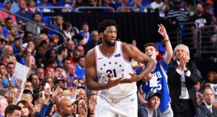 [VIDEO]: Joel Embiid channels his inner Ronaldinho at Sixers media day
