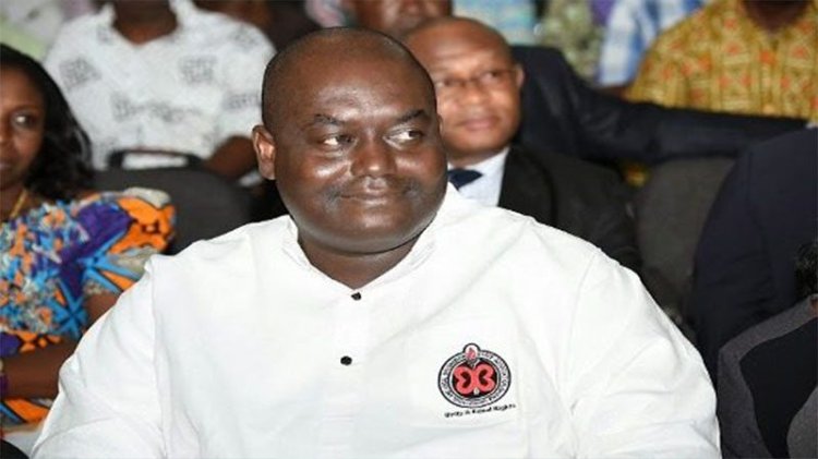 Clear all ‘goro boys’ at Finance Ministry, they messed up economy – CLOGSAG boss tells Akufo-Addo