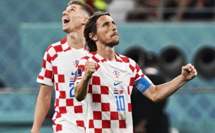 Croatia claim narrow win over Morocco in World Cup third-place playoff
