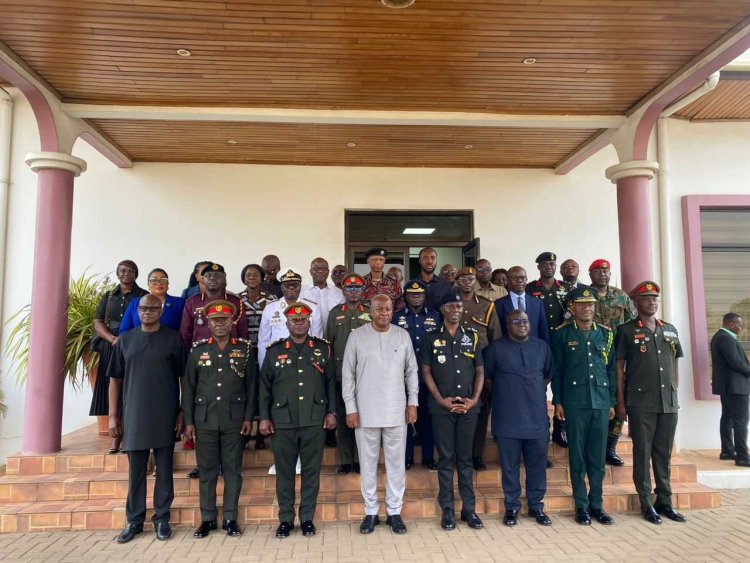 President Mahama meets security chiefs ahead of Bawku and Nalerigu visit, pledges commitment to resolving conflict